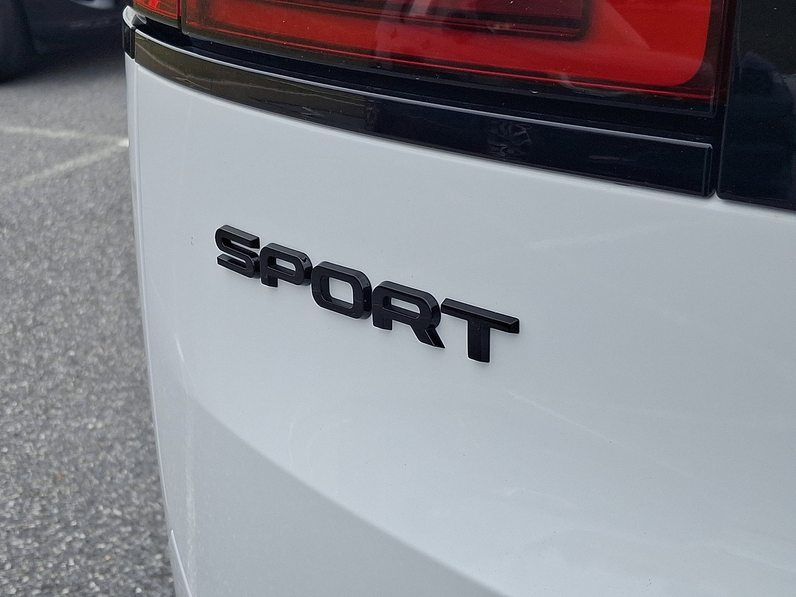 Used 2024 Land Rover Range Rover Sport Dynamic SE image 30