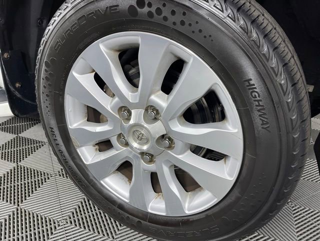 Used 2017 Toyota Sequoia Platinum RWD image 14