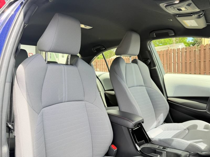 Used 2024 Toyota Corolla SE AWD/4WD image 31