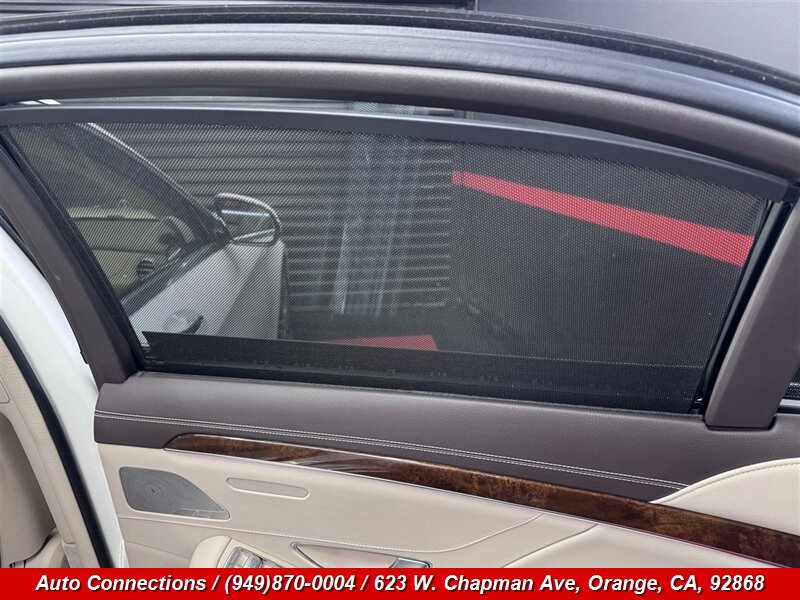 Used 2015 Mercedes-Benz S 550 Sedan image 31