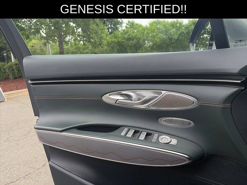 Certified 2023 Genesis GV70 2.5T w/ Advanced Package AWD/4WD image 13