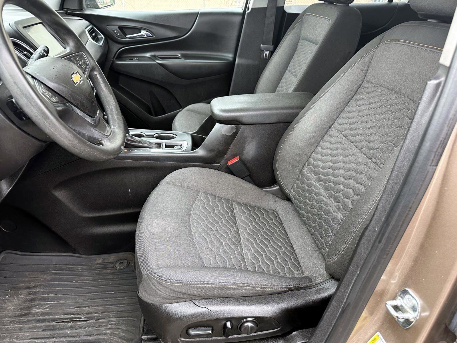 Used 2018 Chevrolet Equinox LT image 16