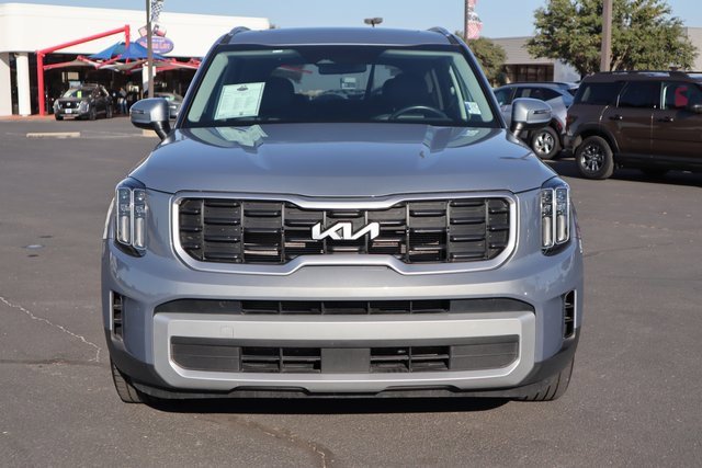 Used 2025 Kia Telluride S image 11