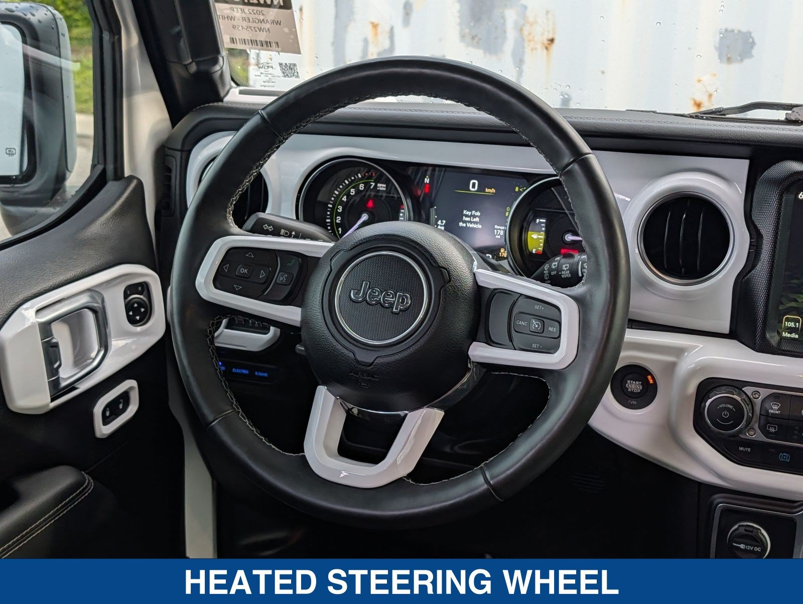Used 2022 Jeep Wrangler Unlimited Sahara w/ Cold Weather Group AWD/4WD image 17