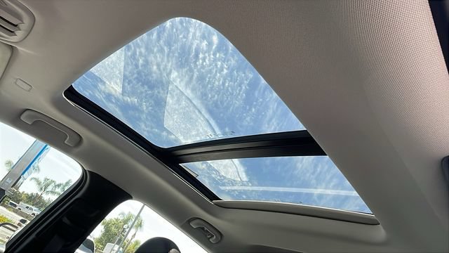 New 2027 Chevrolet Bolt RS w/ Technology Package FWD image 28