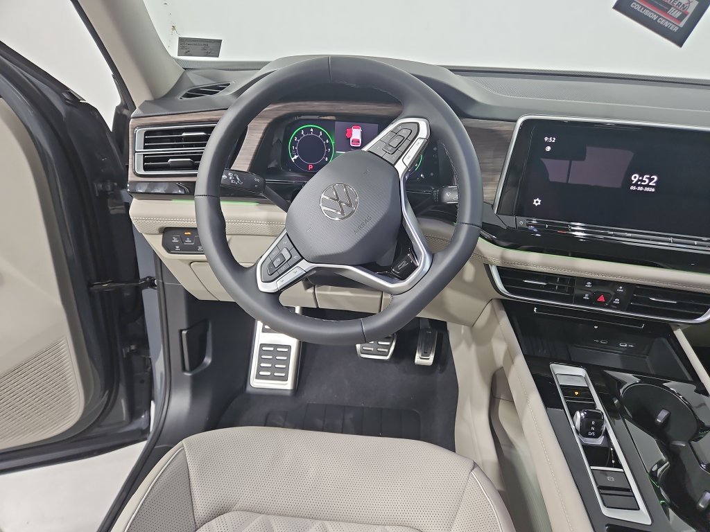 New 2026 Volkswagen Atlas SEL Premium R-Line AWD/4WD image 13