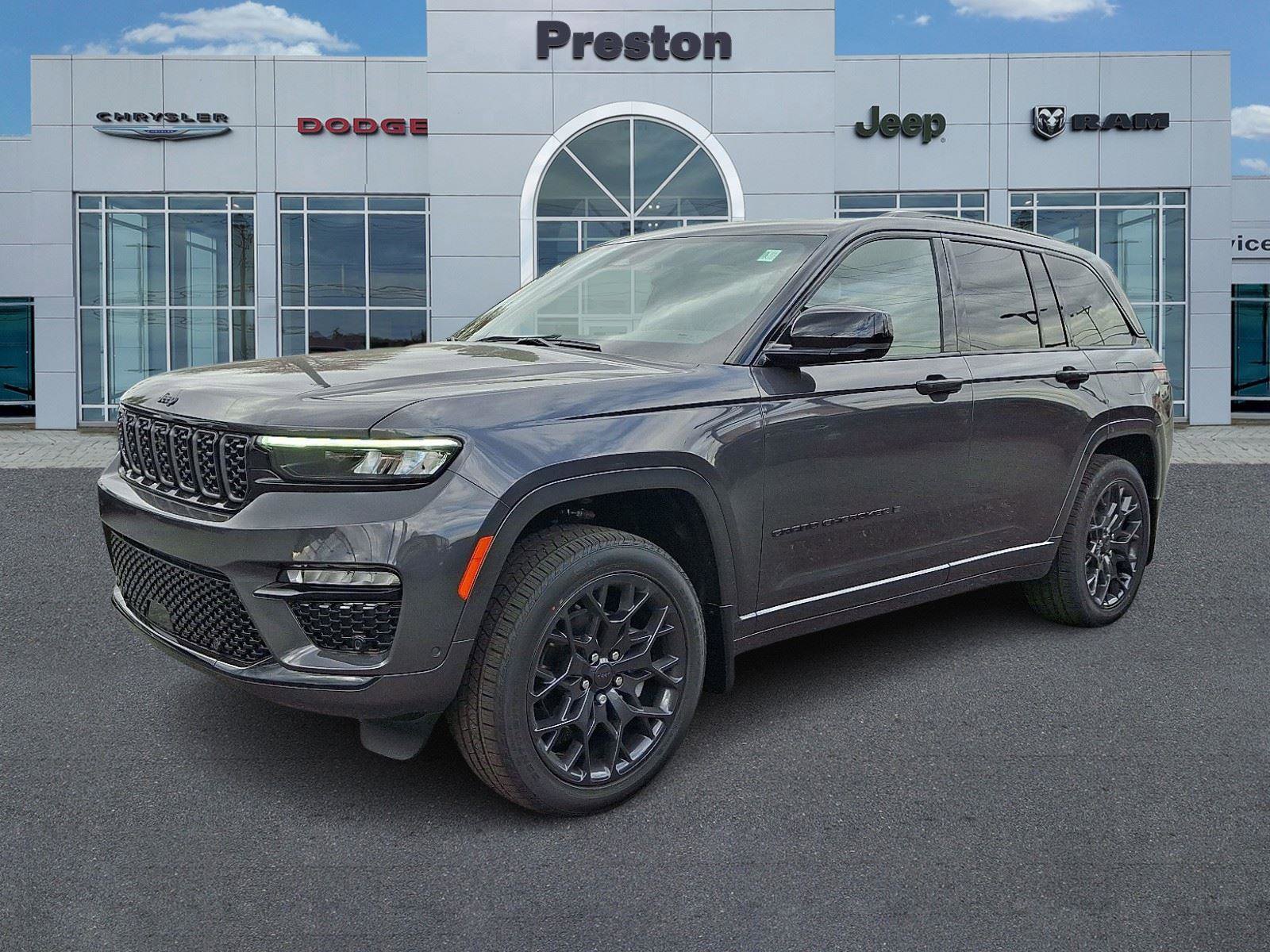 New 2025 Jeep Grand Cherokee Summit