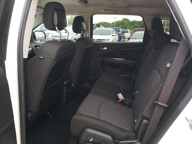 Used 2020 Dodge Journey SE w/ SE Popular Equipment Group FWD image 13