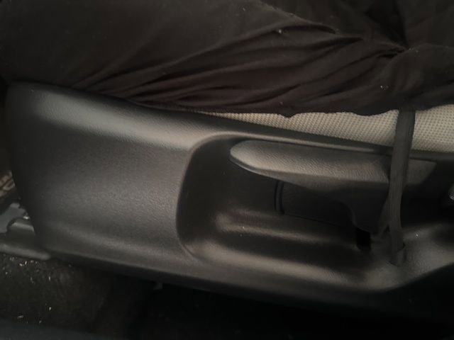 Certified 2023 Toyota Corolla Cross L image 10