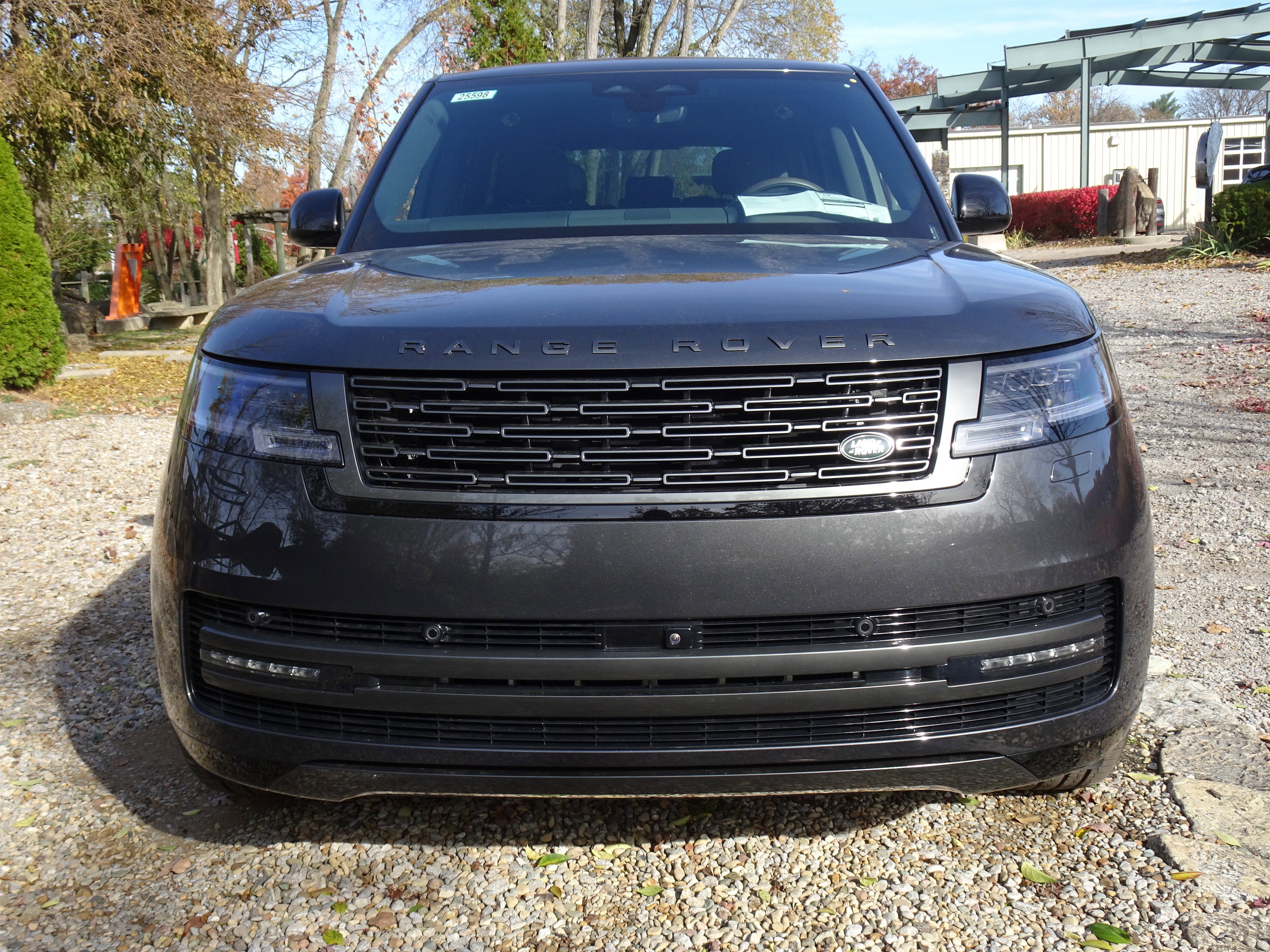 New 2025 Land Rover Range Rover SE image 14