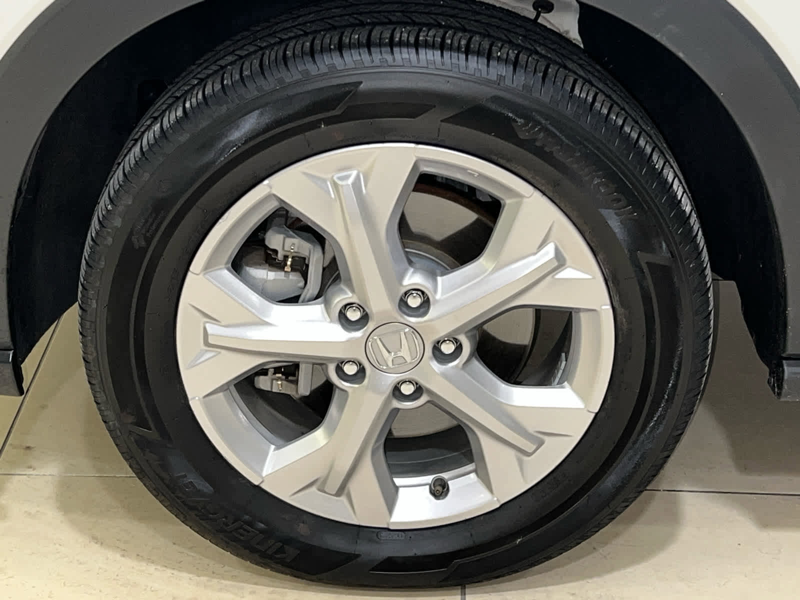 Certified 2023 Honda HR-V LX image 4