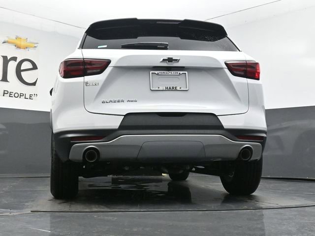 New 2025 Chevrolet Blazer LT w/ LPO, Floor Liner Package image 32