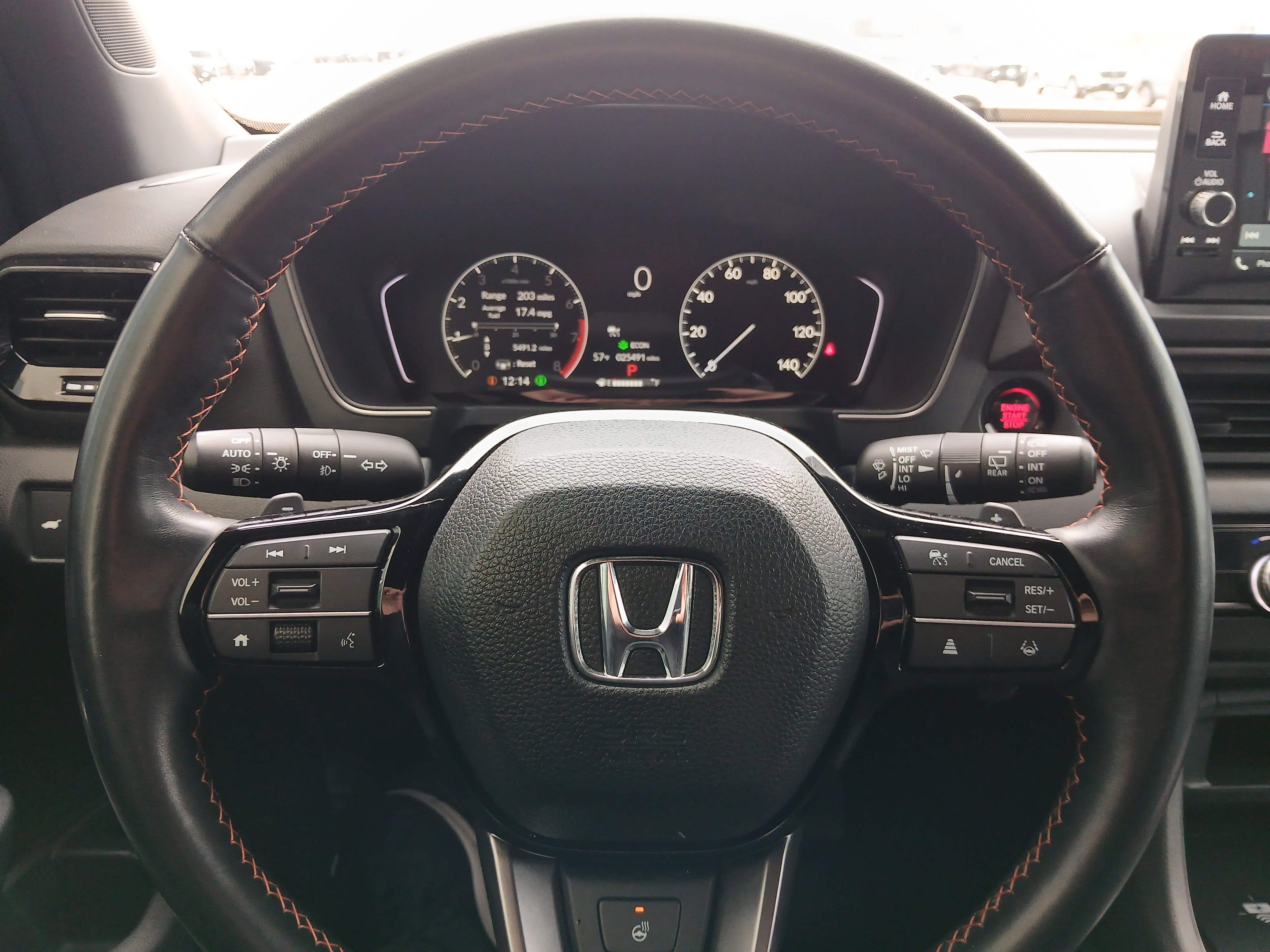 Used 2025 Honda Pilot TrailSport image 10