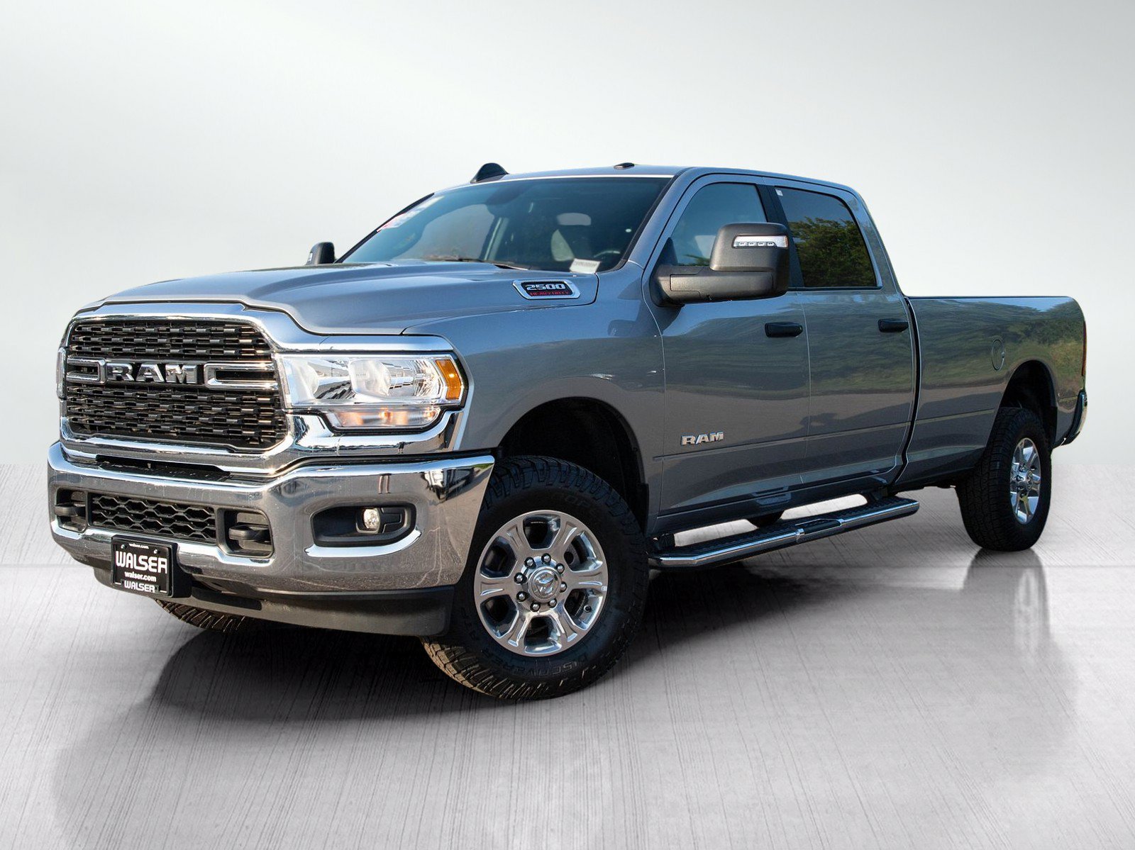 Used 2024 RAM 2500 Big Horn AWD/4WD image 1