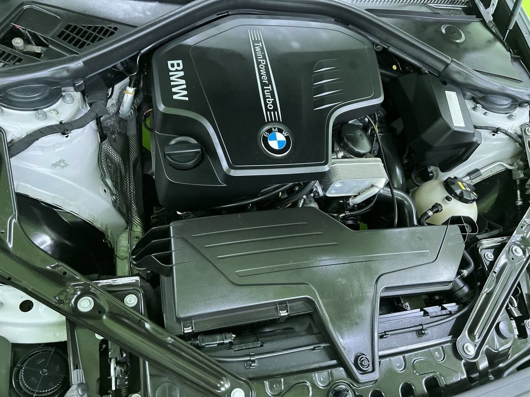 Used 2016 BMW 228i Convertible RWD image 26