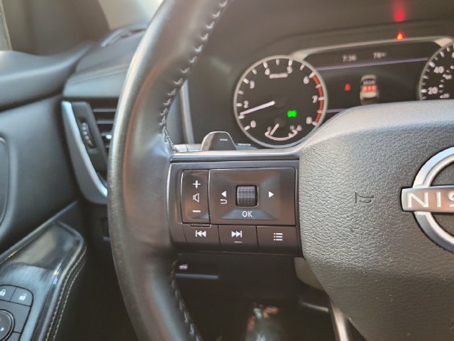 Used 2025 Nissan Rogue SV AWD/4WD image 15