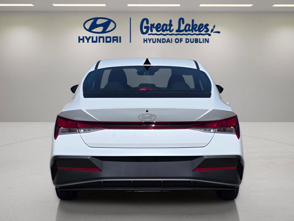 New 2026 Hyundai Elantra SE w/ Cargo Package FWD image 4