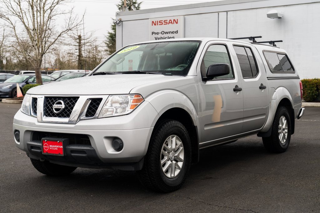 Used 2019 Nissan Frontier SV image 3