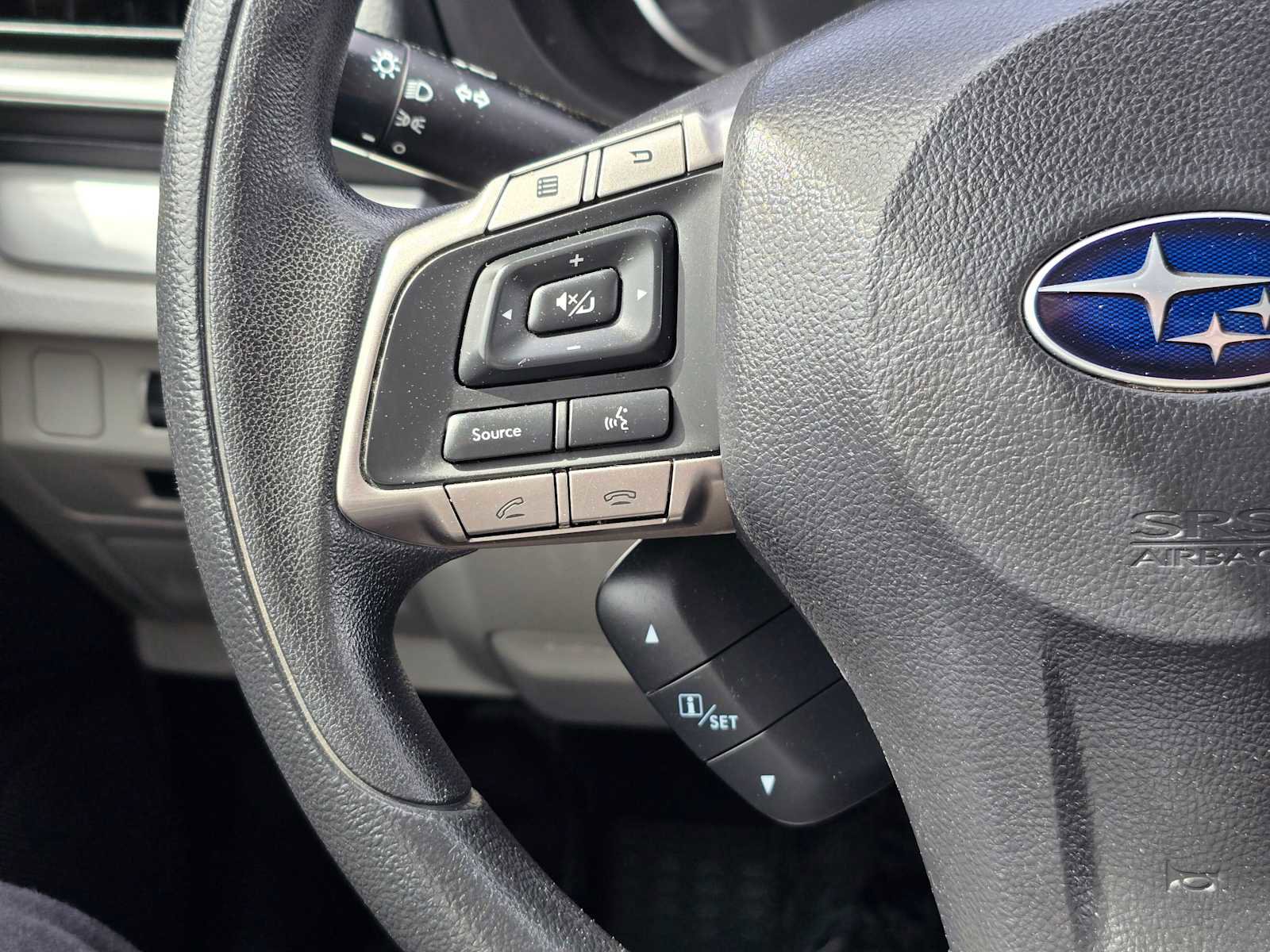 Used 2016 Subaru Forester 2.5i Premium w/ All-Weather Package AWD/4WD image 29