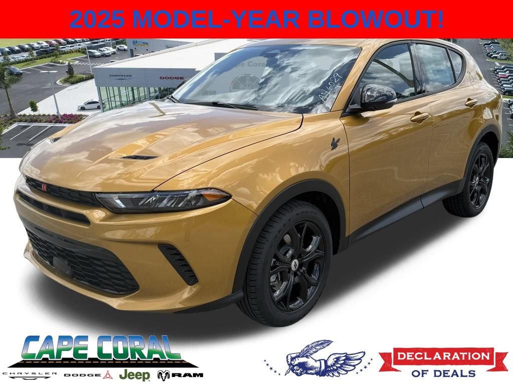 New 2025 Dodge Hornet GT w/ GT Blacktop Package image 1
