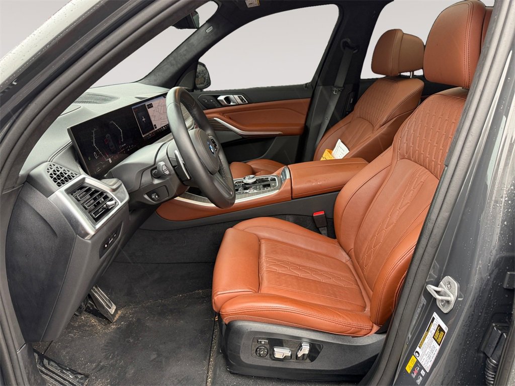Certified 2025 BMW X5 xDrive50e w/ Executive Package image 2