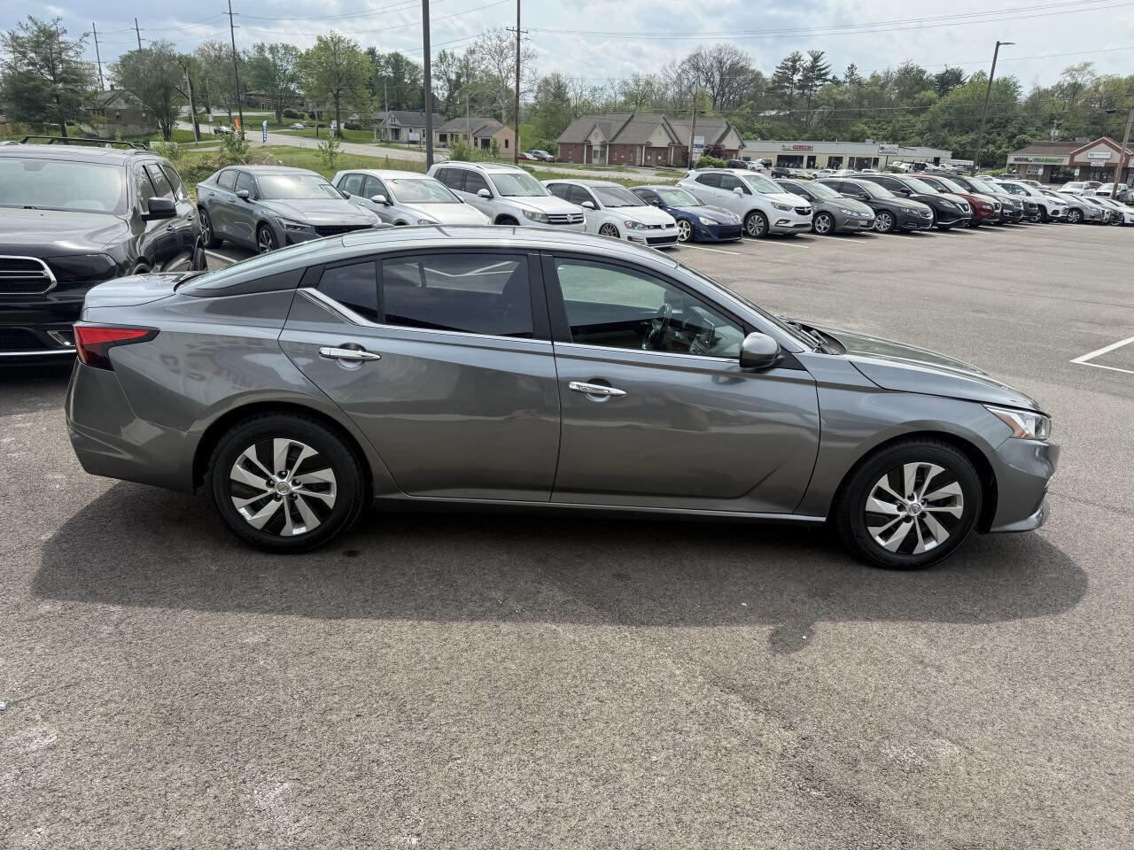Used 2019 Nissan Altima 2.5 S image 5