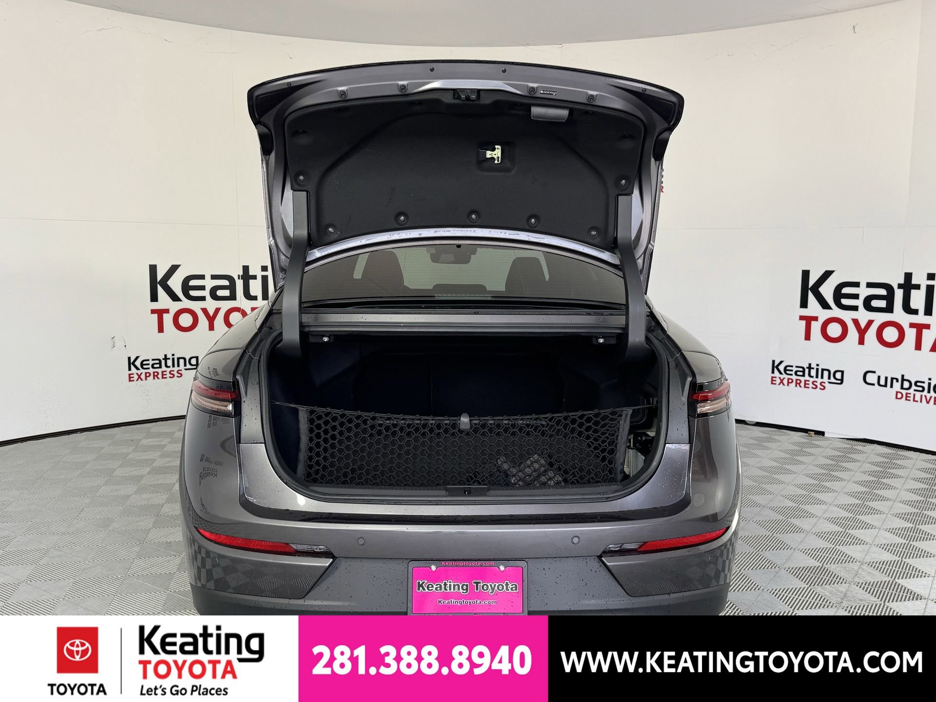 Used 2023 Toyota Crown Platinum AWD/4WD image 17