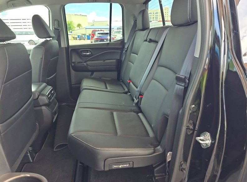 Used 2025 Honda Ridgeline RTL image 6