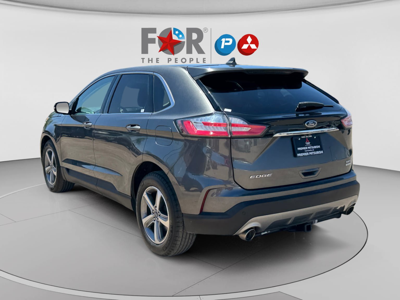 Used 2020 Ford Edge SEL w/ Convenience Package FWD image 3