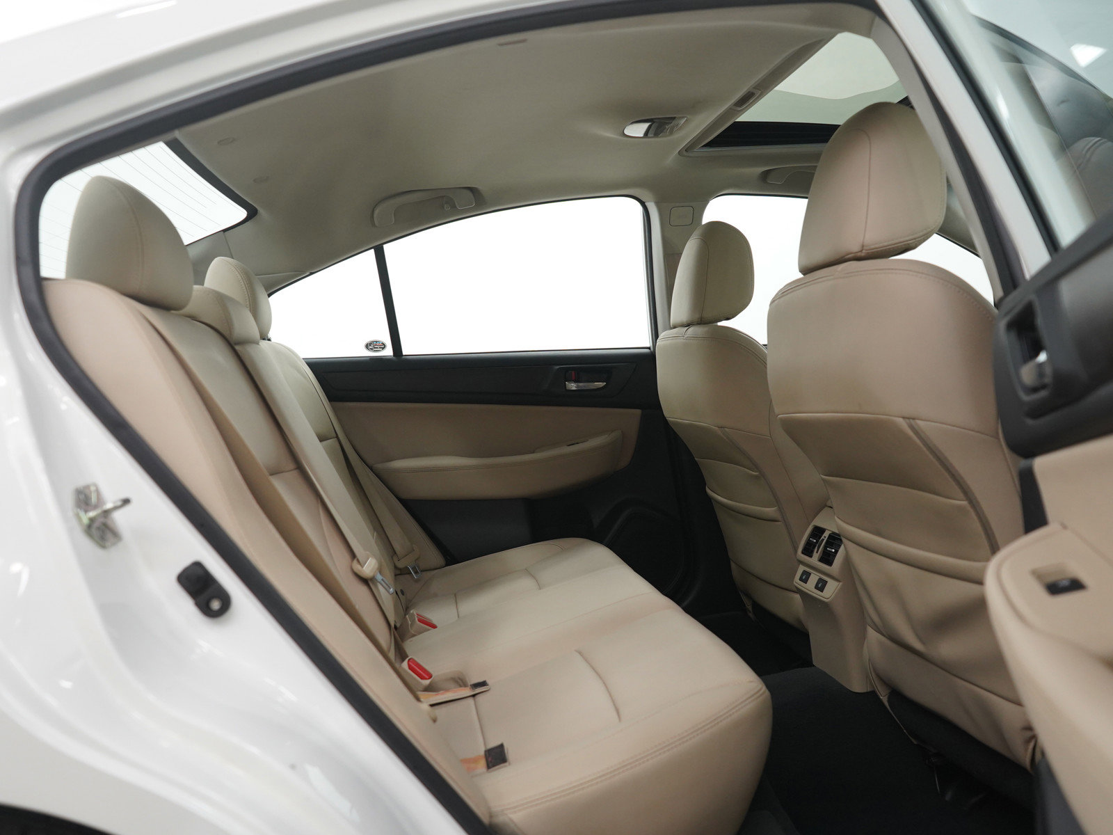 Used 2016 Subaru Legacy 2.5i Limited image 12