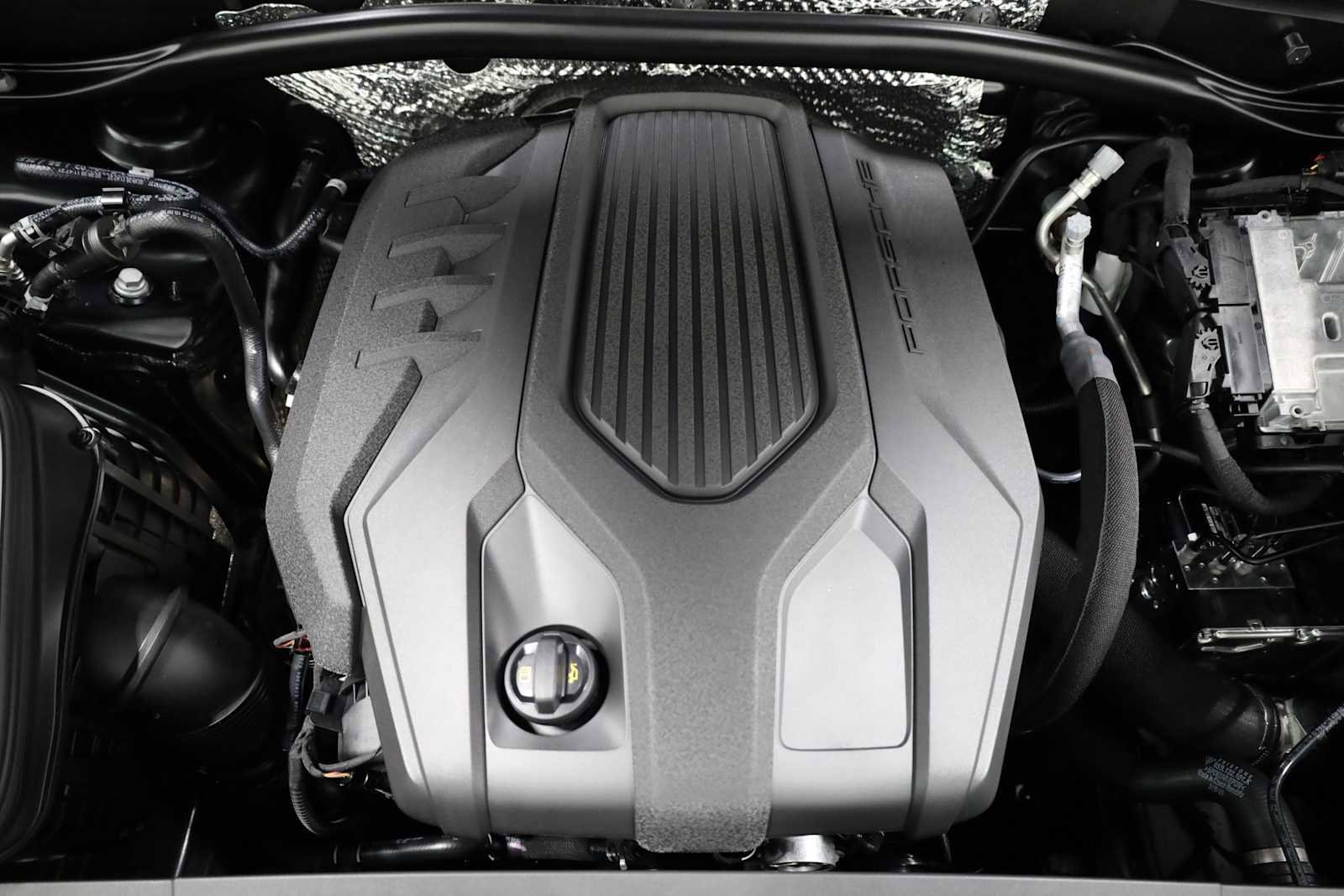 New 2026 Porsche Macan image 50