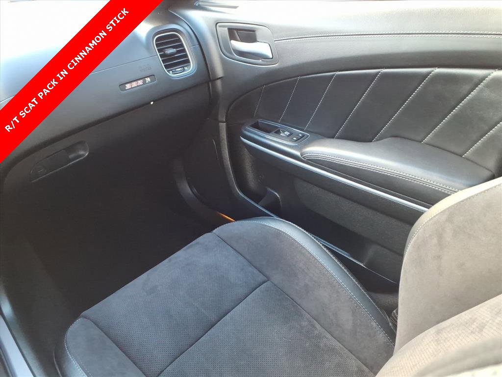 Used 2023 Dodge Charger Scat Pack w/ Dynamics Package image 10