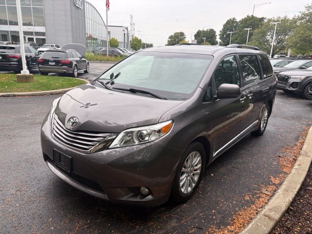 Used 2015 Toyota Sienna XLE Premium