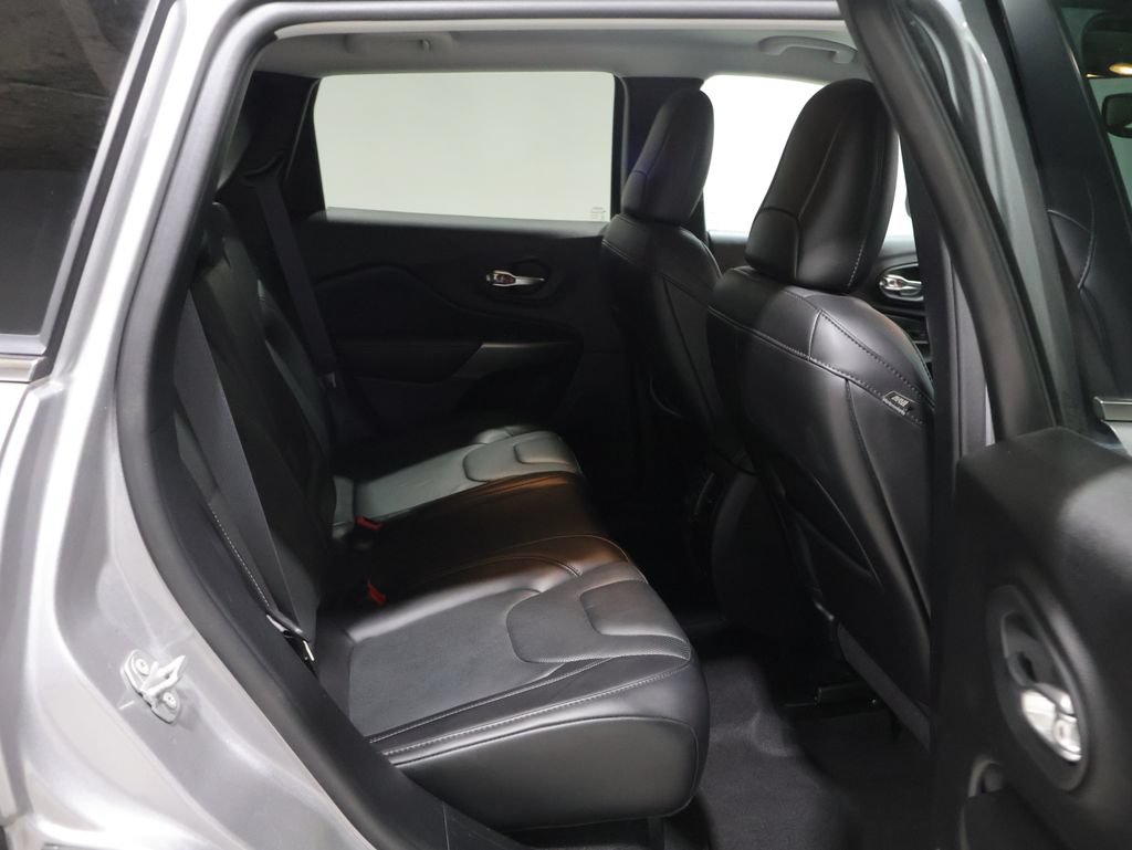 Used 2020 Jeep Cherokee Limited w/ Safetytec Group AWD/4WD image 20