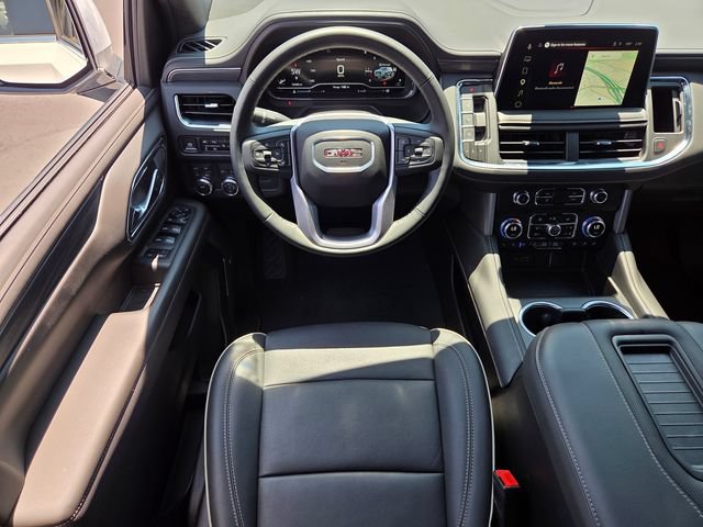Used 2024 GMC Yukon XL SLT w/ SLT Luxury Package AWD/4WD image 14