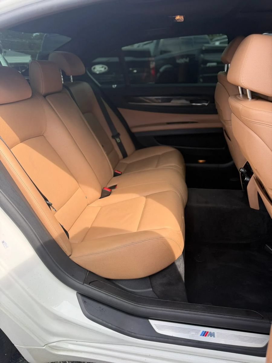 Used 2013 BMW 740Li xDrive AWD/4WD image 18
