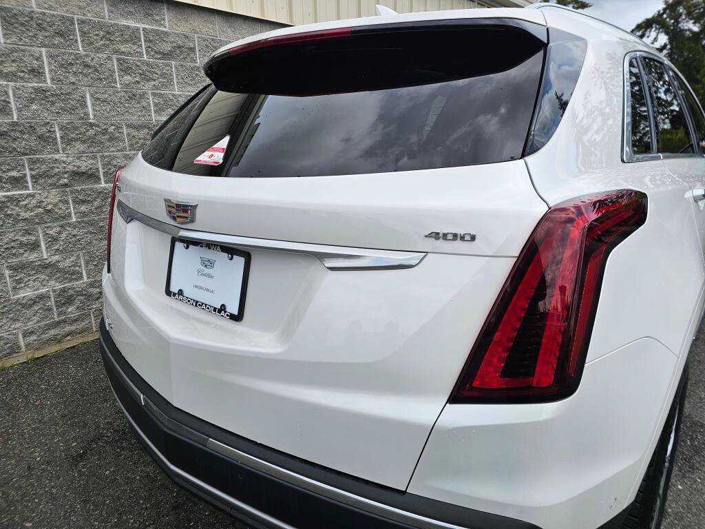 Certified 2023 Cadillac XT5 Premium Luxury w/ Technology Package AWD/4WD image 18
