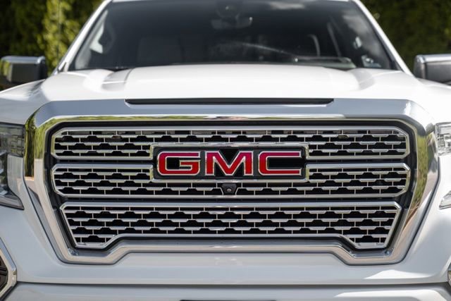 Used 2019 GMC Sierra 1500 Denali w/ Denali Ultimate Package AWD/4WD image 14