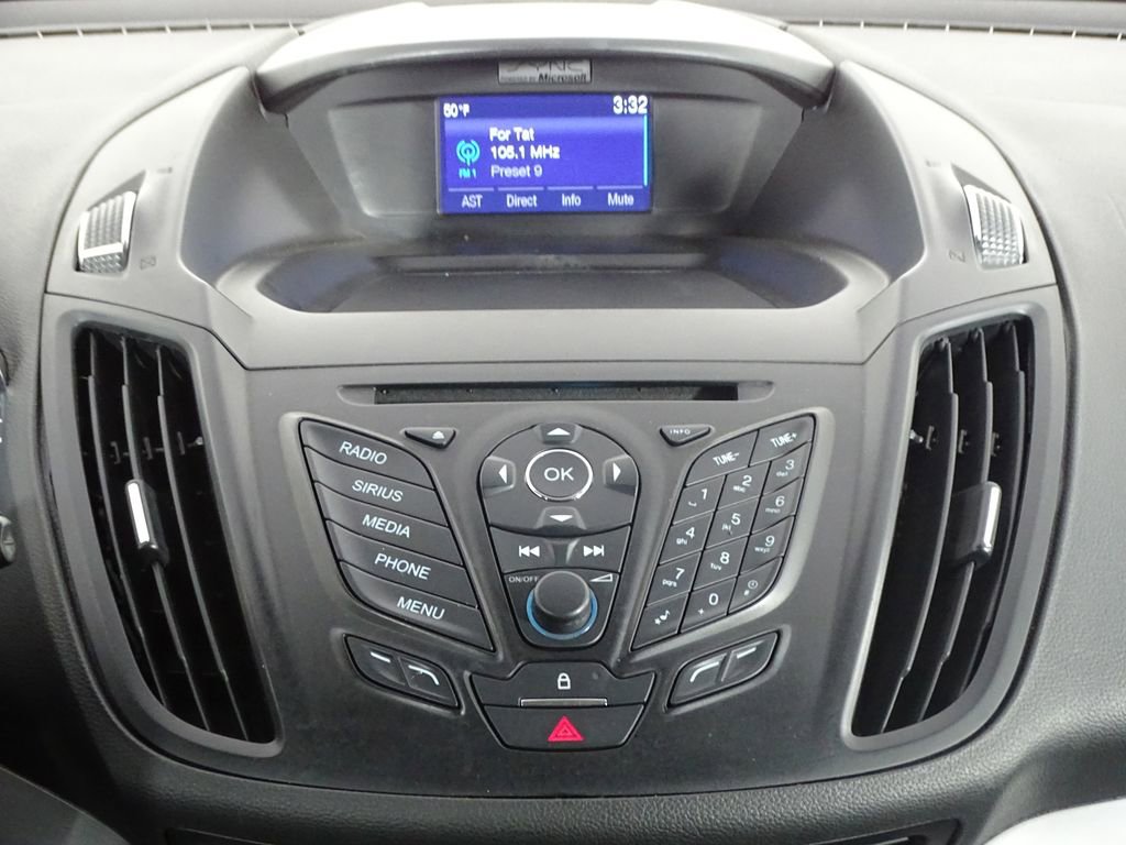 Used 2015 Ford Escape SE image 30
