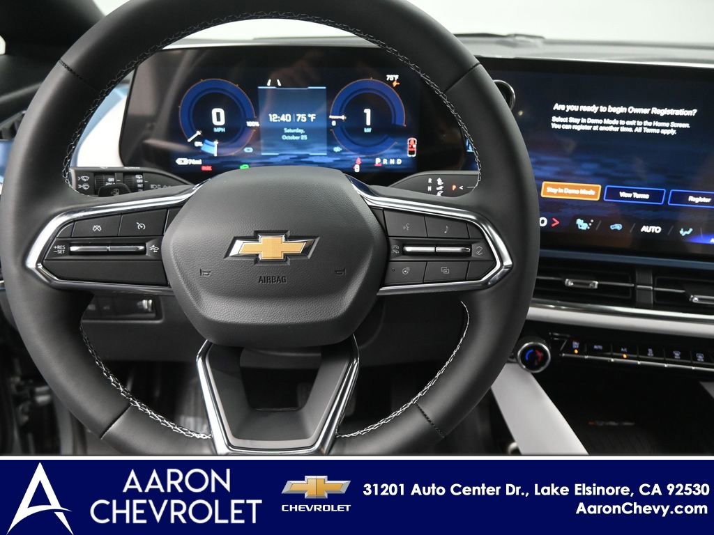 New 2026 Chevrolet Equinox EV LT AWD/4WD image 8