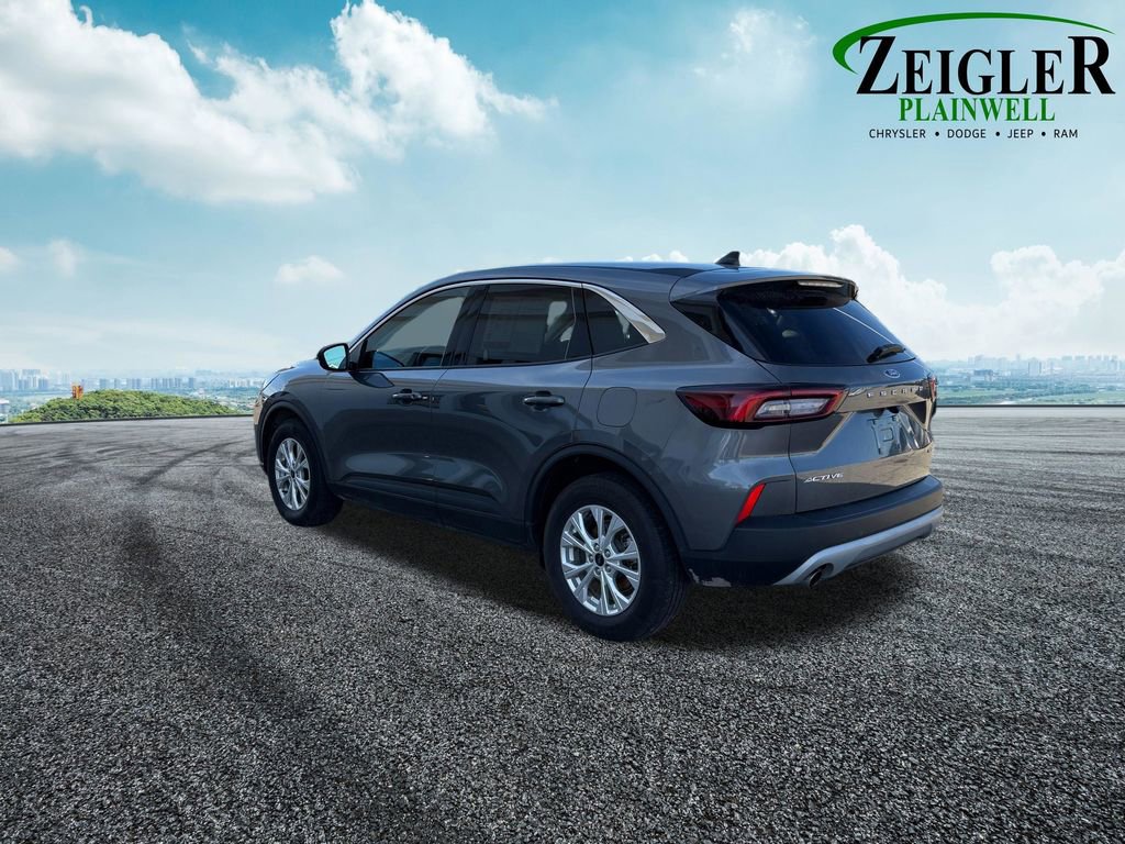 Used 2023 Ford Escape Active image 11