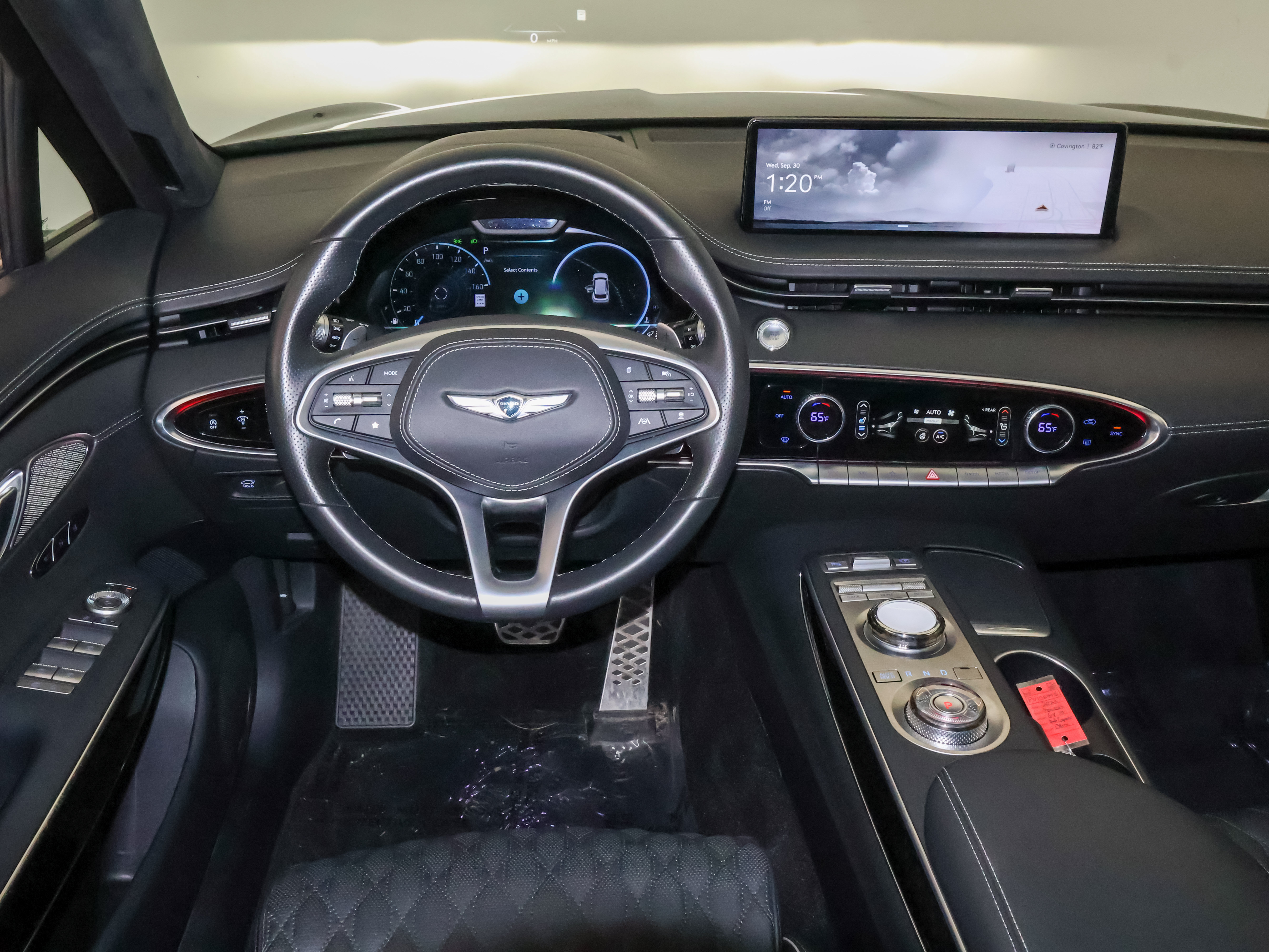 Used 2023 Genesis GV70 3.5T Sport w/ Sport Prestige Package AWD/4WD image 27
