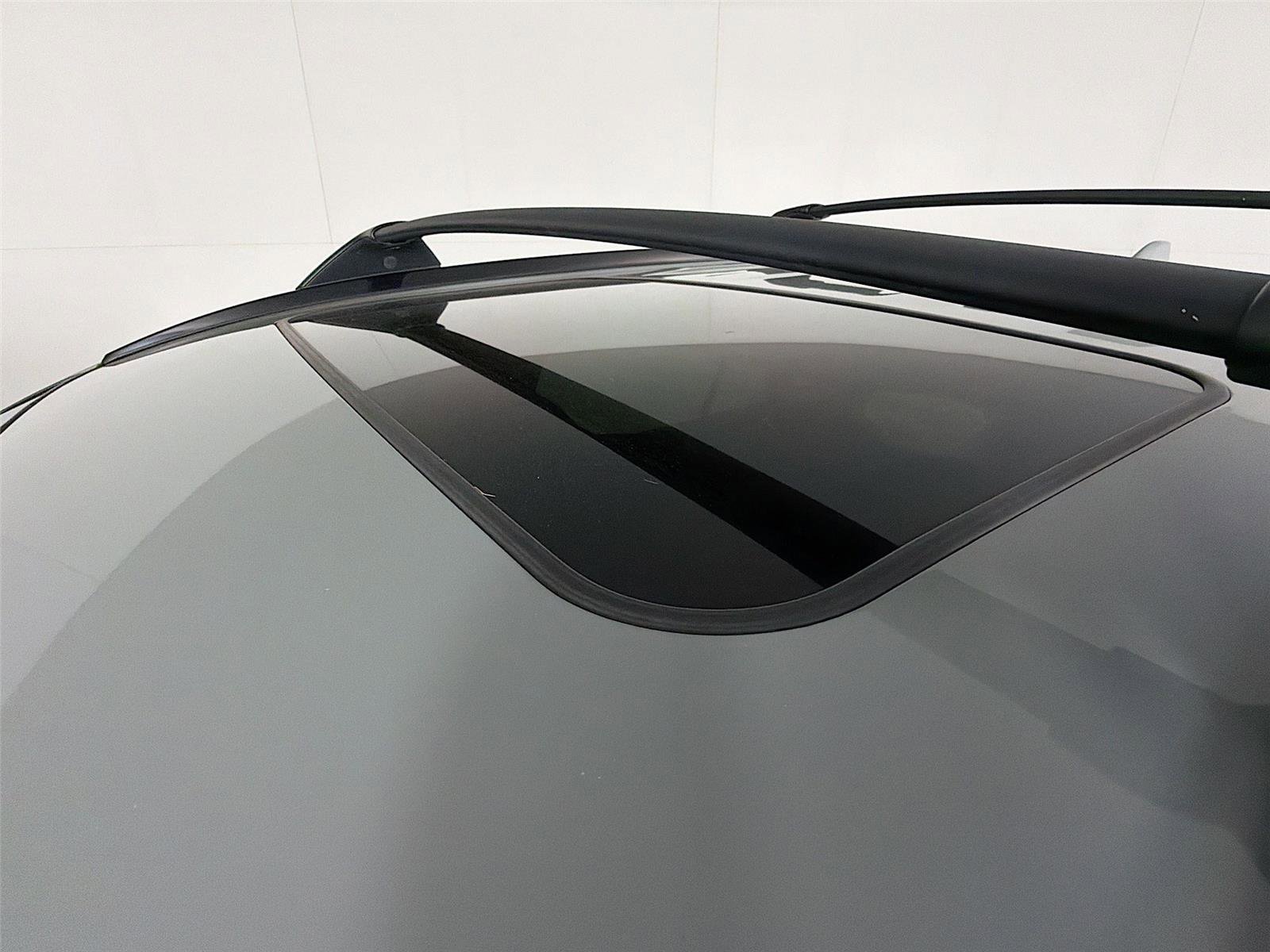 Used 2020 Toyota RAV4 XLE w/ Convenience Package image 14