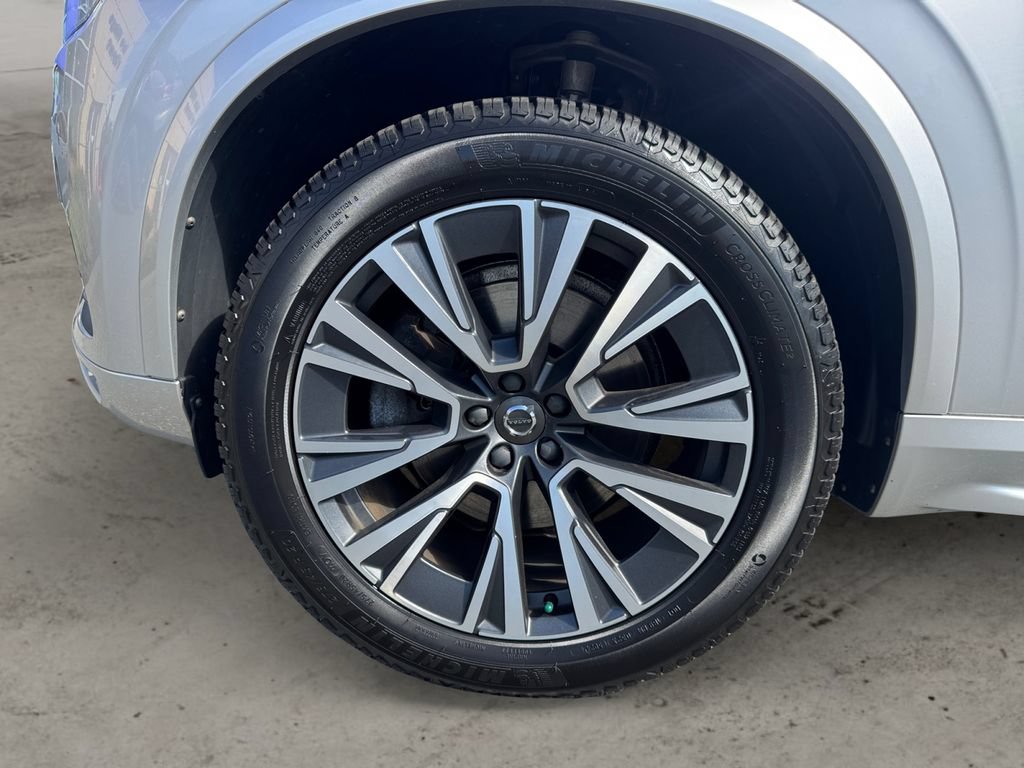 Used 2021 Volvo XC90 T5 Momentum w/ Climate Package AWD/4WD image 8
