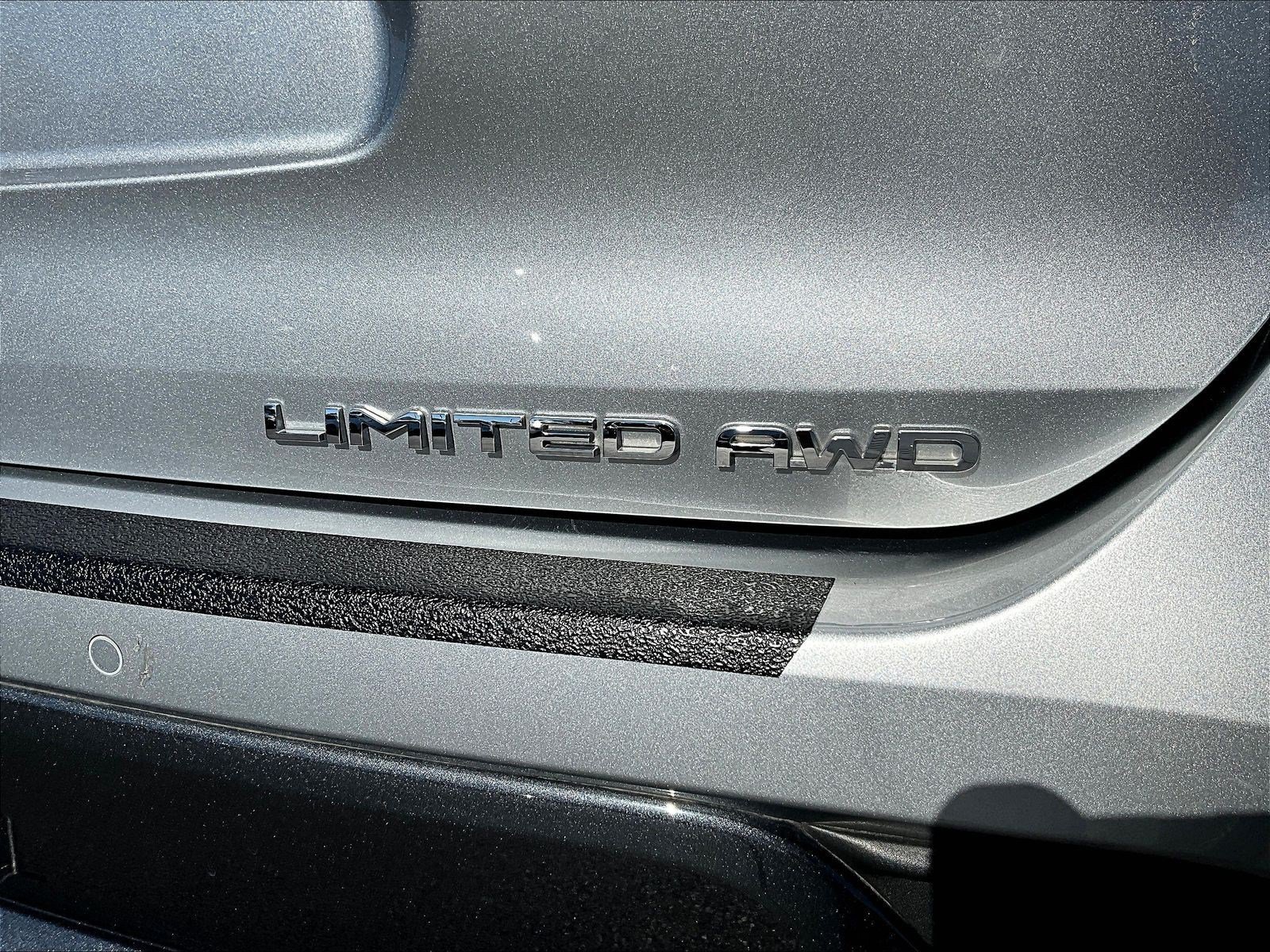 Used 2022 Toyota Highlander Limited AWD/4WD image 24