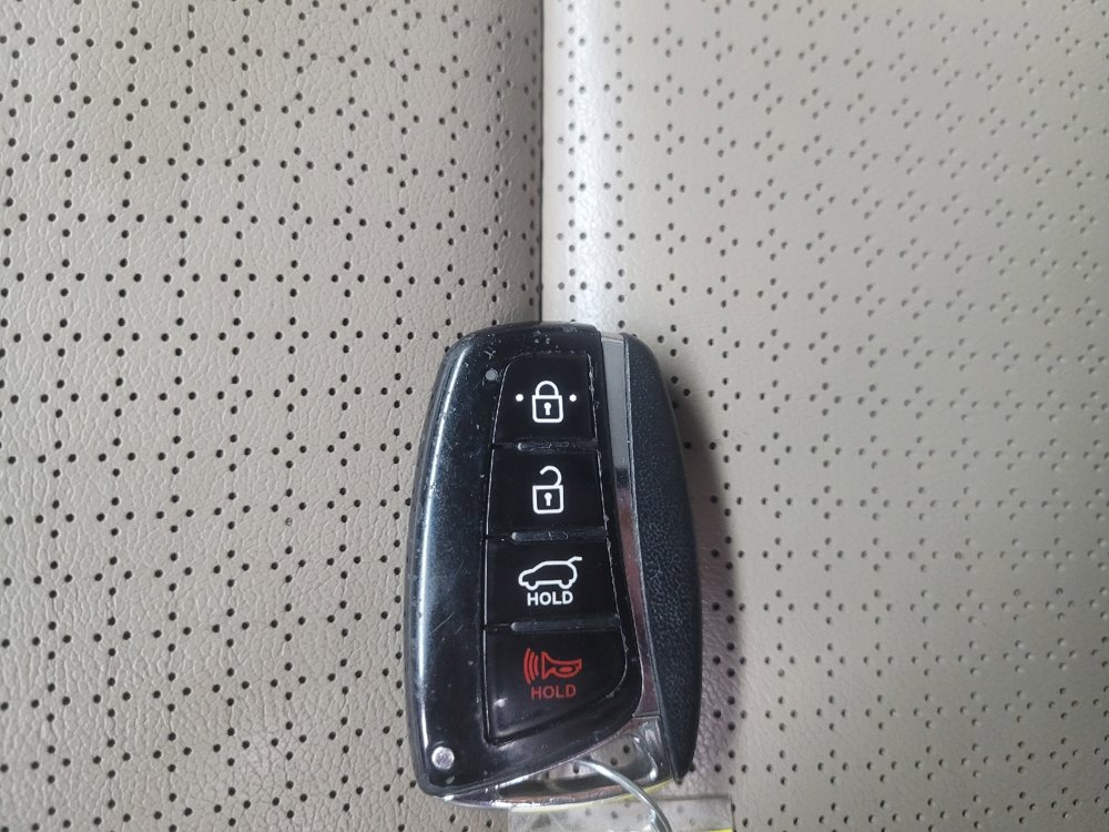 Used 2014 Hyundai Santa Fe Sport 2.0T FWD image 32
