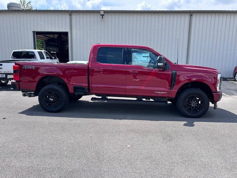 New 2025 Ford F350 Lariat w/ Black Appearance Package image 4