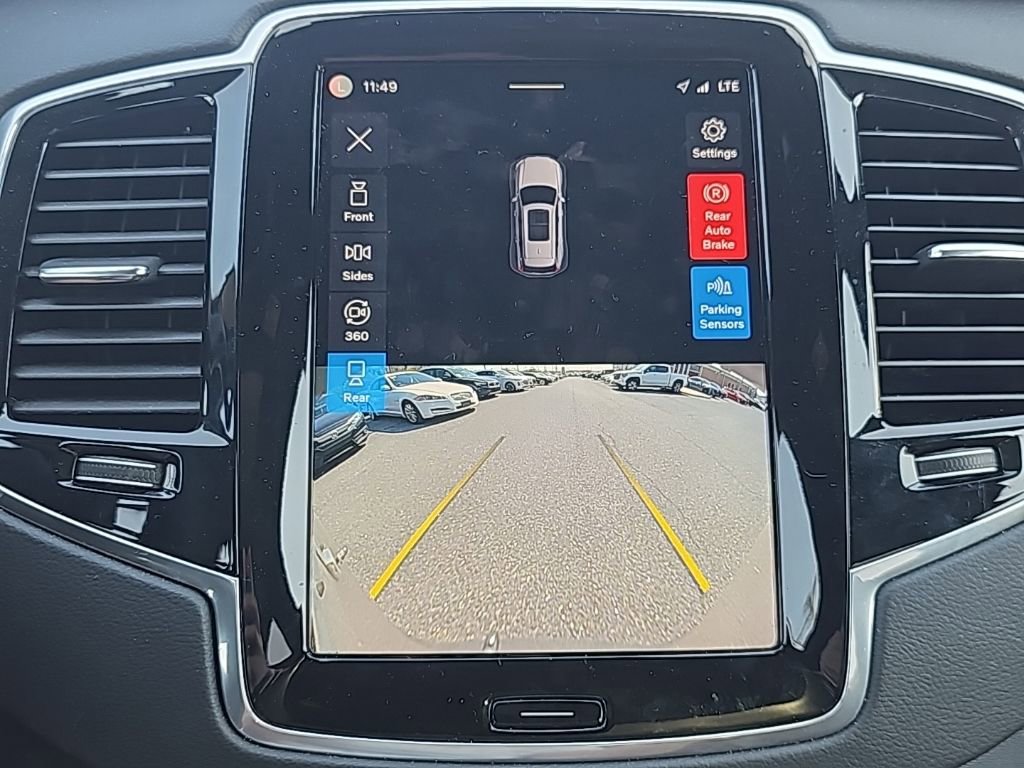 Used 2023 Volvo XC90 B6 Ultimate w/ Protection Package Premier image 8