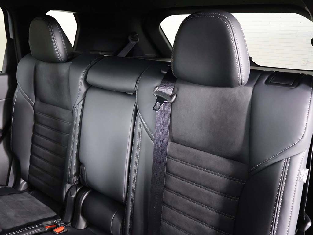 New 2026 Mitsubishi Outlander LE FWD image 32