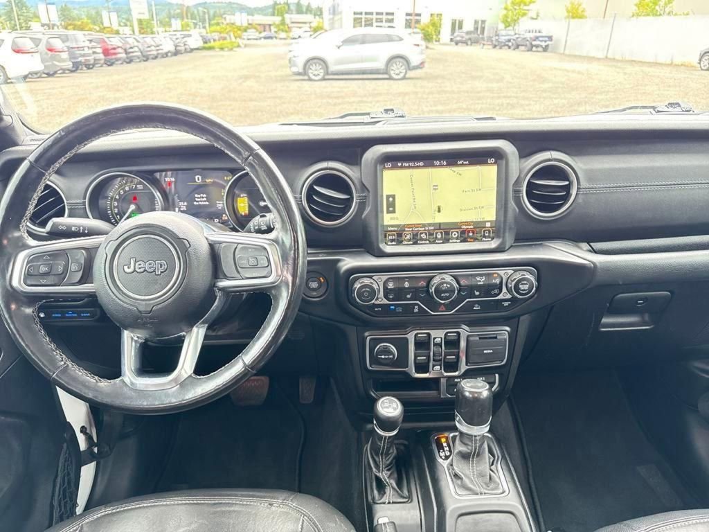 Certified 2022 Jeep Wrangler Unlimited Sahara w/ Cold Weather Group image 21